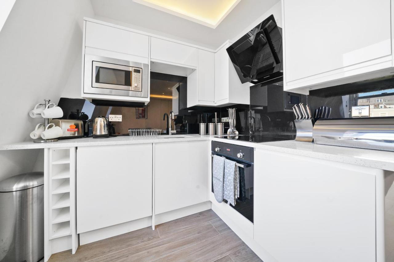 City Prime Apartments London Exteriör bild A modern kitchen